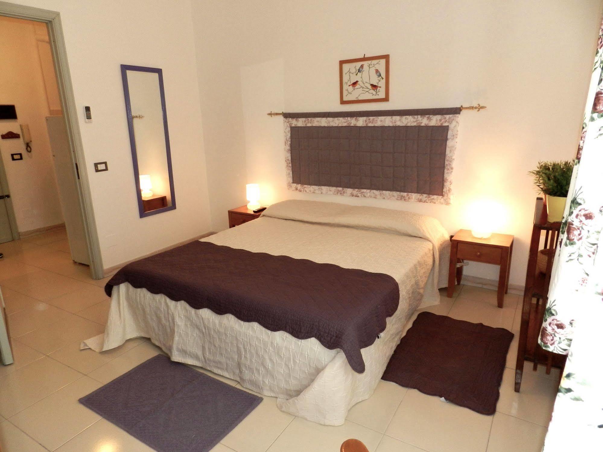 Orleans Apartments Palermo Exterior foto